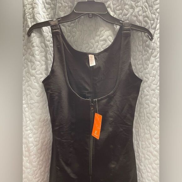 Shapeware seamless Lycra moves with you - Picture 2 of 14